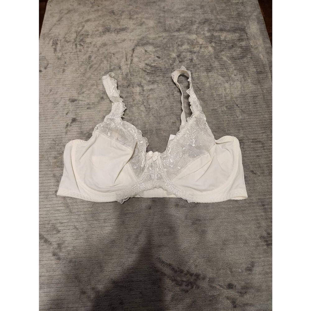NWT Curve Muse size 42D Unlined White Minimizer Bra